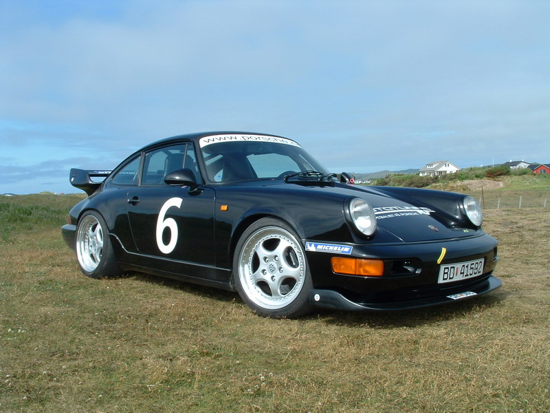 964 RS Euro upgraded to 38 liter Competing in the Norwegian Porsche Cup